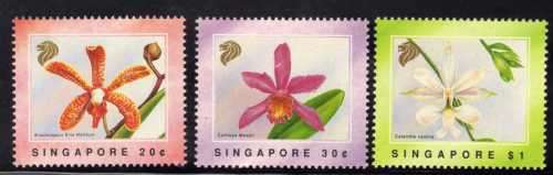 SINGAPORE 1991 ORCHIDS SET OF 3 UMM. SG 660-662. CAT 5,25 POUNDS.