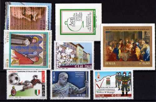 ITALY 2004-2012 8 STAMPS UNMOUNTED MINT. CAT 23,50 POUNDS.