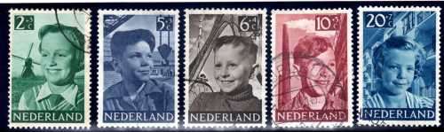 NETHERLANDS 1951 "CHILD WELFARE" SET OF 5 VFU. SG 737-41. Mi 575-9. CAT 16 EUROS (2013/14)