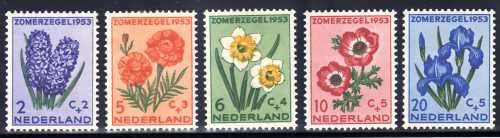 NETHERLANDS 1953 SOCIAL RELIEF FUND SET OF 5 MM. SG 764-8. Mi 607-11. CAT 24 EUROS (2013/14)