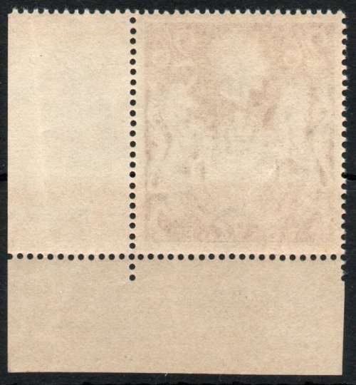 Great Britain 1939-48 KGVI 2/6d brown superb unmounted mint corner single. SG 476. Cat £100 (2018)