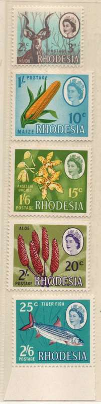 Rhodesia 1967/68 Dual Currency set of 5 umm except 1/6d mounted mint. SACC 166-170. Cat R463.