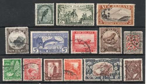 New Zealand 1935-36 definitive basic set of 14. SG simplified 556-590c. Cat £37 (2013)
