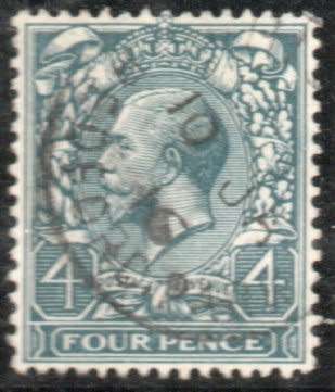 Great Britain 1912-24 KGV Defin 4d deep grey-green and grey-green. SG 378 and SG 379. Cat £27 (2022)