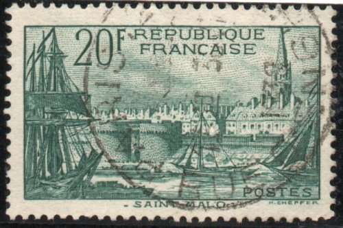 France 1938 Definitive 20f St. Malo very fine used. SG 601. Cat £25 (2015)