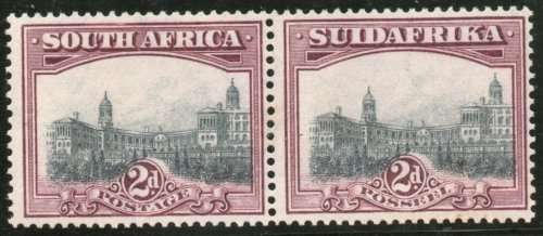 South Africa 1927 London Pictorial 2d pair unmounted mint. SACC 33. Cat R800 (2023-25)