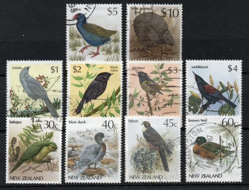 New Zealand 1982 Birds Definitive part set of 10 very fine used. SG 1288-1297. Cat £16 (2013)