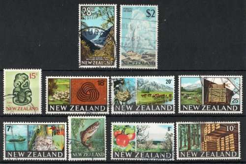 New Zealand 1967 Definitive part set of 10 out of 11 very fine used. SG 870-879. Cat £17 (2022)