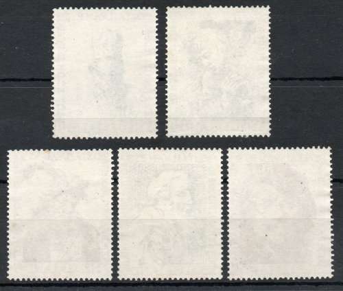 Netherlands 1956 Rembrandt 350th Birth Anniv set of 5 mint no gum. SG 826-830. Cat £57,50 (2012)