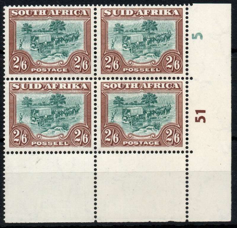 South Africa 1947-54 Screened Pict 2/6d green & brown contr block of 4 unmtd. SACC 120b. Cat R2100
