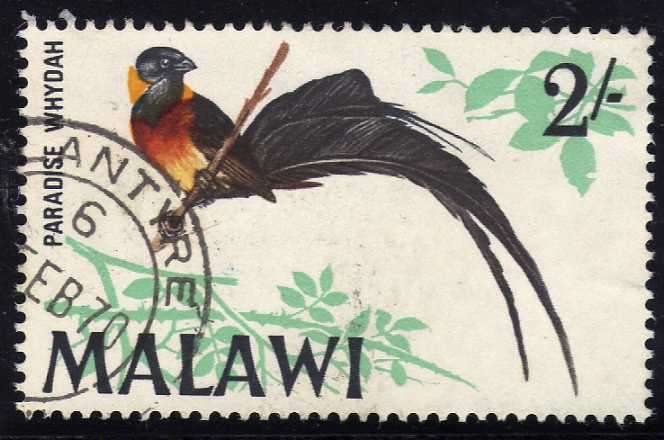 MALAWI 1968 2/- BIRD DEFINITIVE VFU. SG 318. CAT VALUE 8 POUNDS.