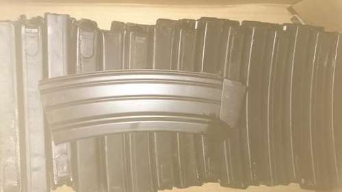 R4/LM4 magazines
