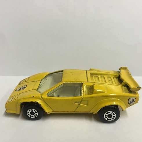 Matchbox Lamborghini Countach die cast model