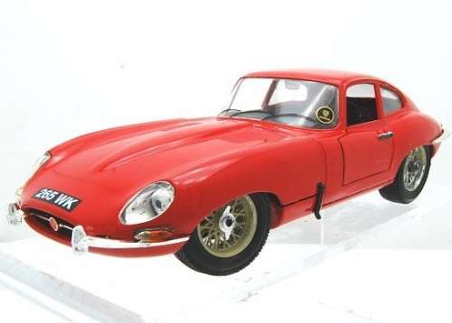 1961 Jaguar E Type 1/18 die cast model