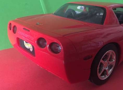2000 Chevrolet Corvette 1/18 die cast model