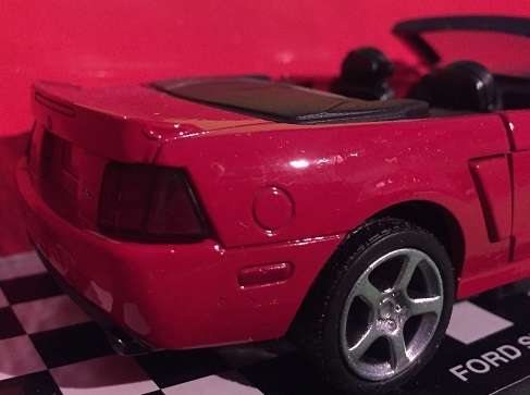 Ford Mustang Cobra SVT die cast model