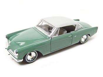 1953 Studebaker Starliner 1/18 BOXED die cast model