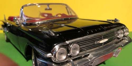 1960 Chevrolet Impala 1/18 die cast model