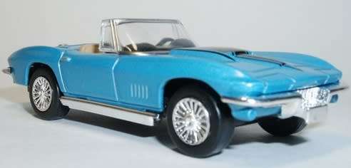 1967 Chevrolet Stingray diecast model