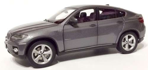 Kyosho BMW X6 1/18 die cast model.