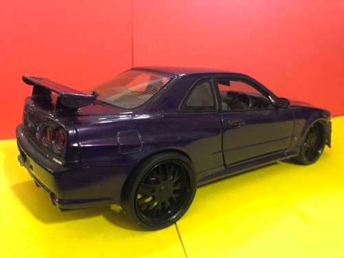 Autoart Nissan Skyline R34 GTR 1/18 die cast model