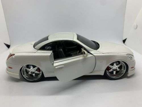 Lexus SC430 1/18 die cast model.