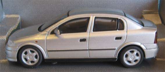 Opel Astra die cast model