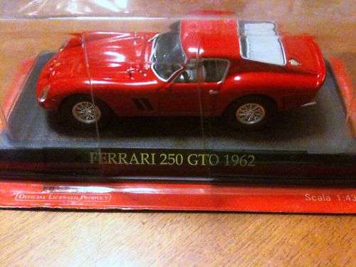 Ferrari 250 GTO 1962 die cast model
