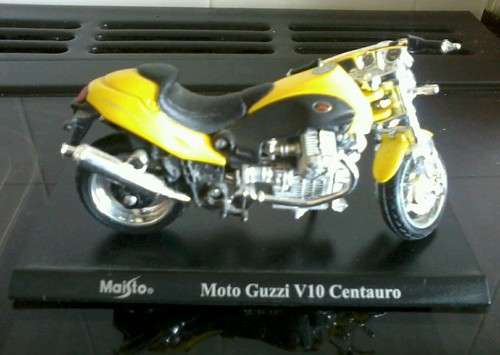 Moto Guzzi V10 Centauro die cast model