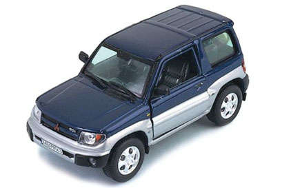 Mitsubishi Pajero Pinin die cast model
