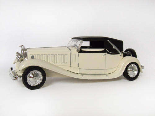 Bugatti Royale die cast model