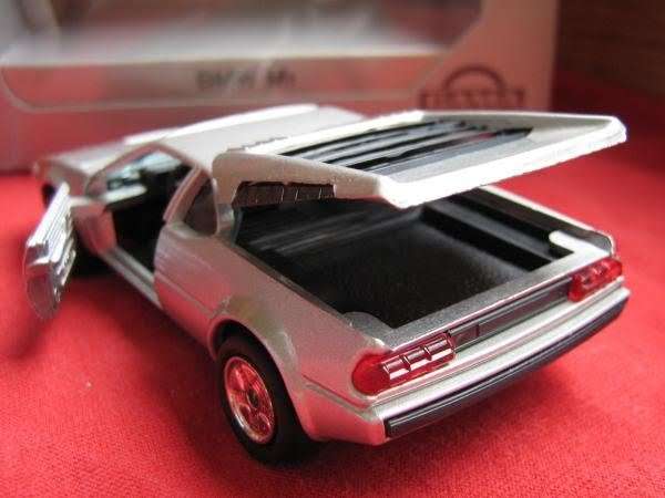BMW M1 Sportwagen die cast model