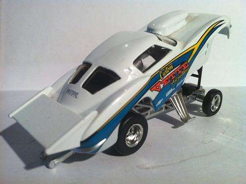 Jada Chevrolet Stingray die cast model