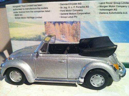 VW Beetle Cabriolet die cast model