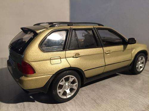 BMW X5 die cast model