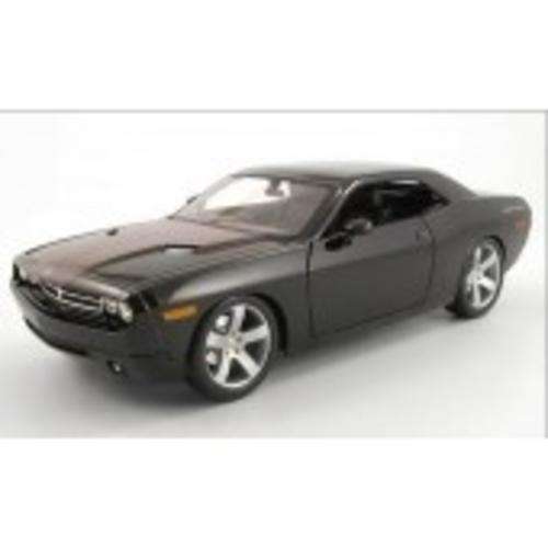 2006 Dodge Challenger 1/18 die cast model
