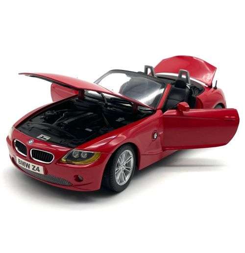 BMW Z4 1/18 die cast model.