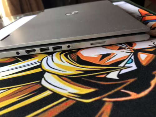 Dell p57g laptop / TOUCH SCREEN/ FOLDABLE LAPTOP IN TABLET MODE/