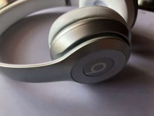 Beats solo 2 bluetooth / wired / silver