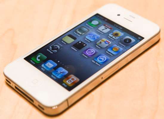 iPhone 4S 32gig white NO RESERVE