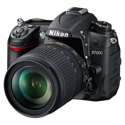 BRAND NEW SEALED NIKON D7000 WITH 18-105mm VR LENS KIT