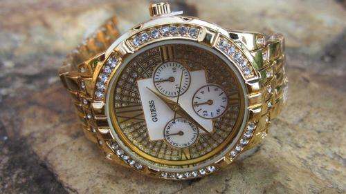 GUESS LADIES WATCH - GOLD 3 DIAL WITH ROUND DIAMON FACE!! NEWEST ARRIVAL!!!