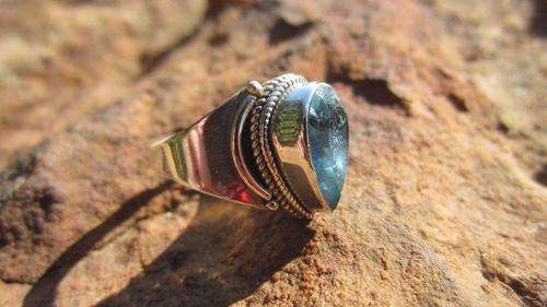 STERLING SILVER RING WITH GENUINE BLUE TOPAZ GEMSTONE!!