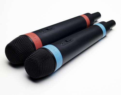 SINGSTAR POP EDITION BUNDLE WITH TWO WIRELESS MIC'S - PLAYSTATION 3