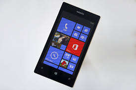 NOKIA 520 LUMIA + ACCESSORIES BLACk - 8gb & include extra 8gb memory card