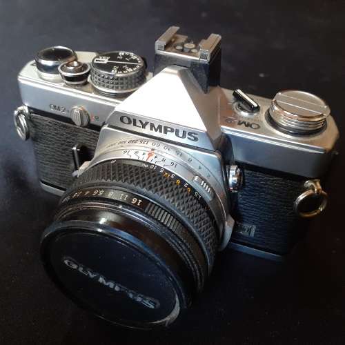 OLYMPUS OM-2 FILM CAMERA