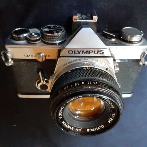OLYMPUS OM-2 FILM CAMERA