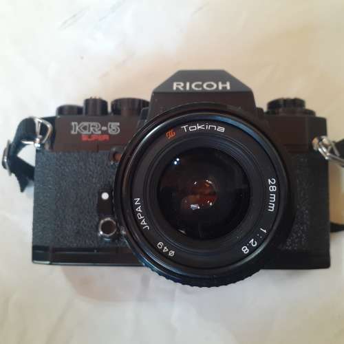 RICOH KR5 SUPER Film Camera with zoom lens and flach
