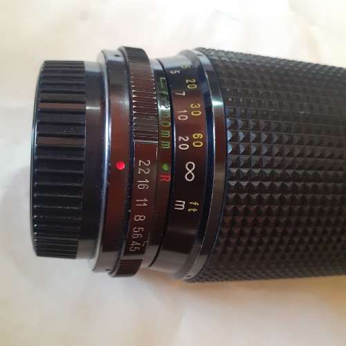 RICOH KR5 SUPER Film Camera with zoom lens and flach