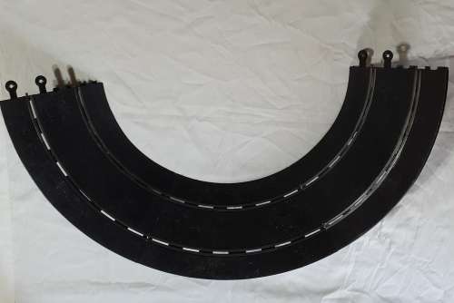 Scalexrtic Incline Bend. 3 X tracks, 1 set